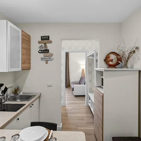 Apartament Luxury Suites-near Ruins Pompeja
