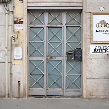 Apartament Luxury Suites-near Ruins Pompeja